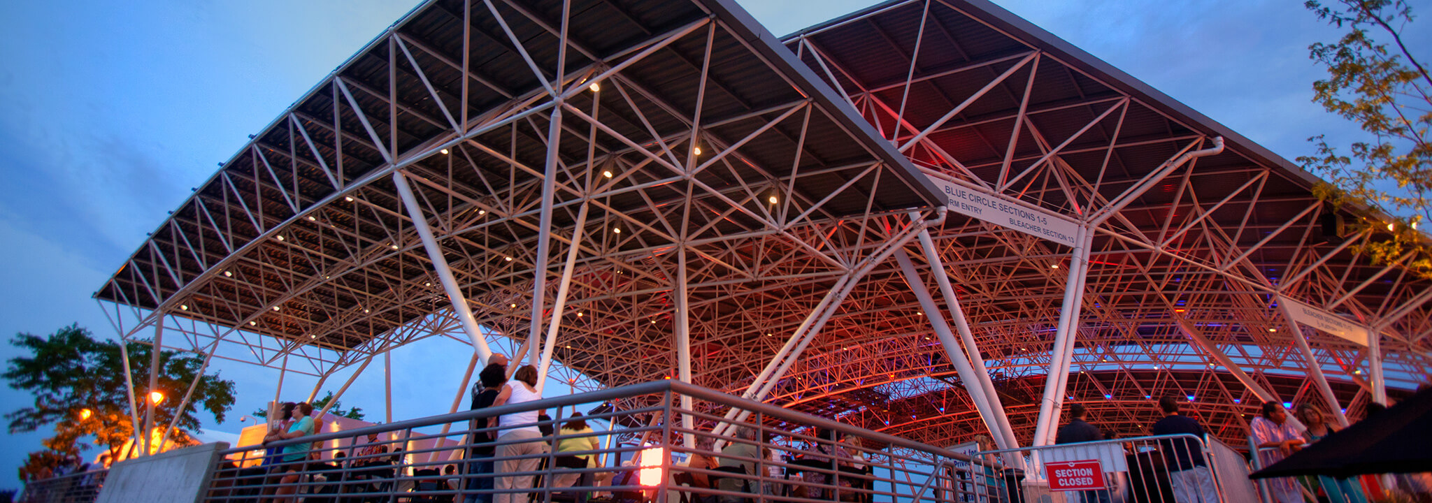 BMO Harris Pavilion Club Bar - Milwaukee World Festival, Inc.